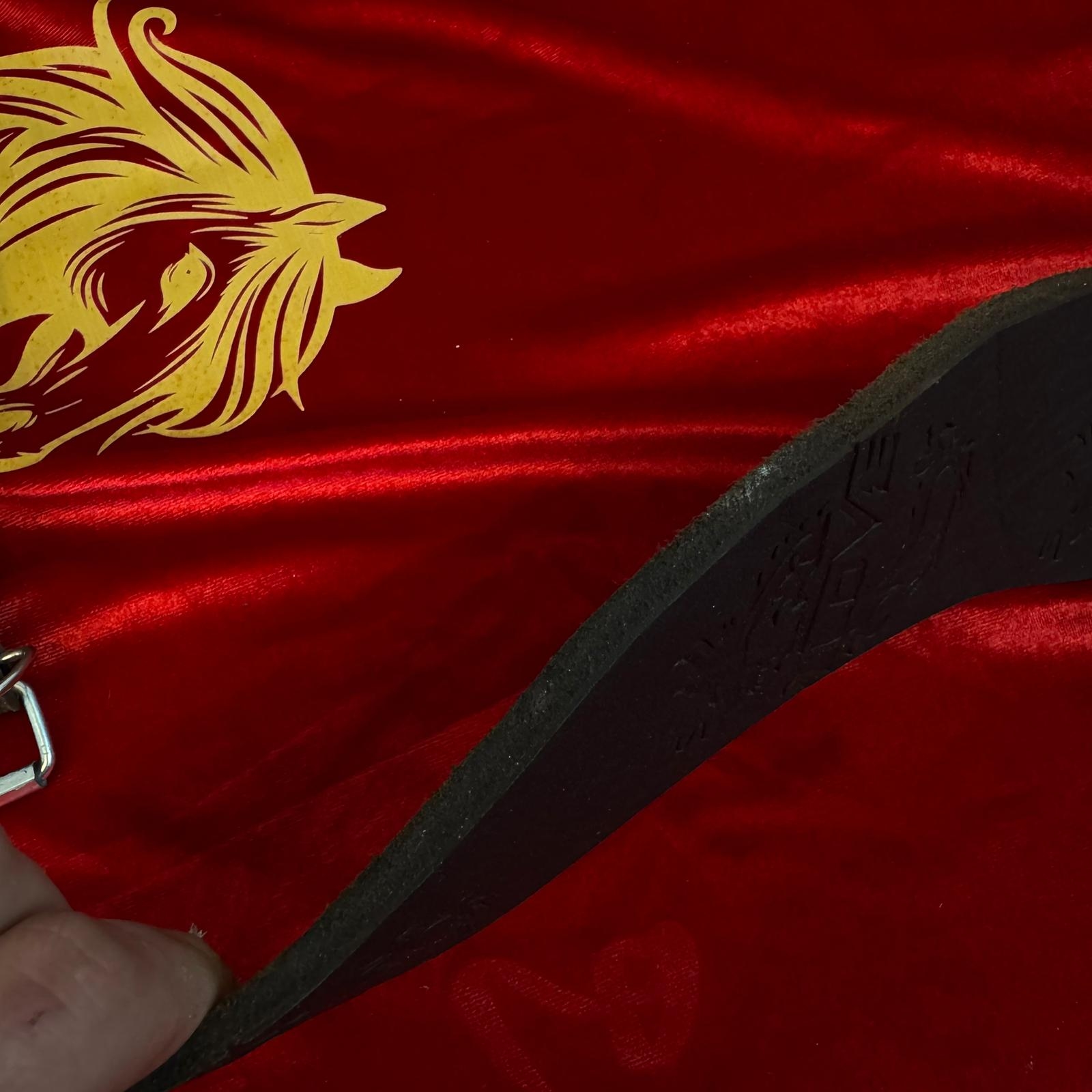 صدرية خيل جلدية