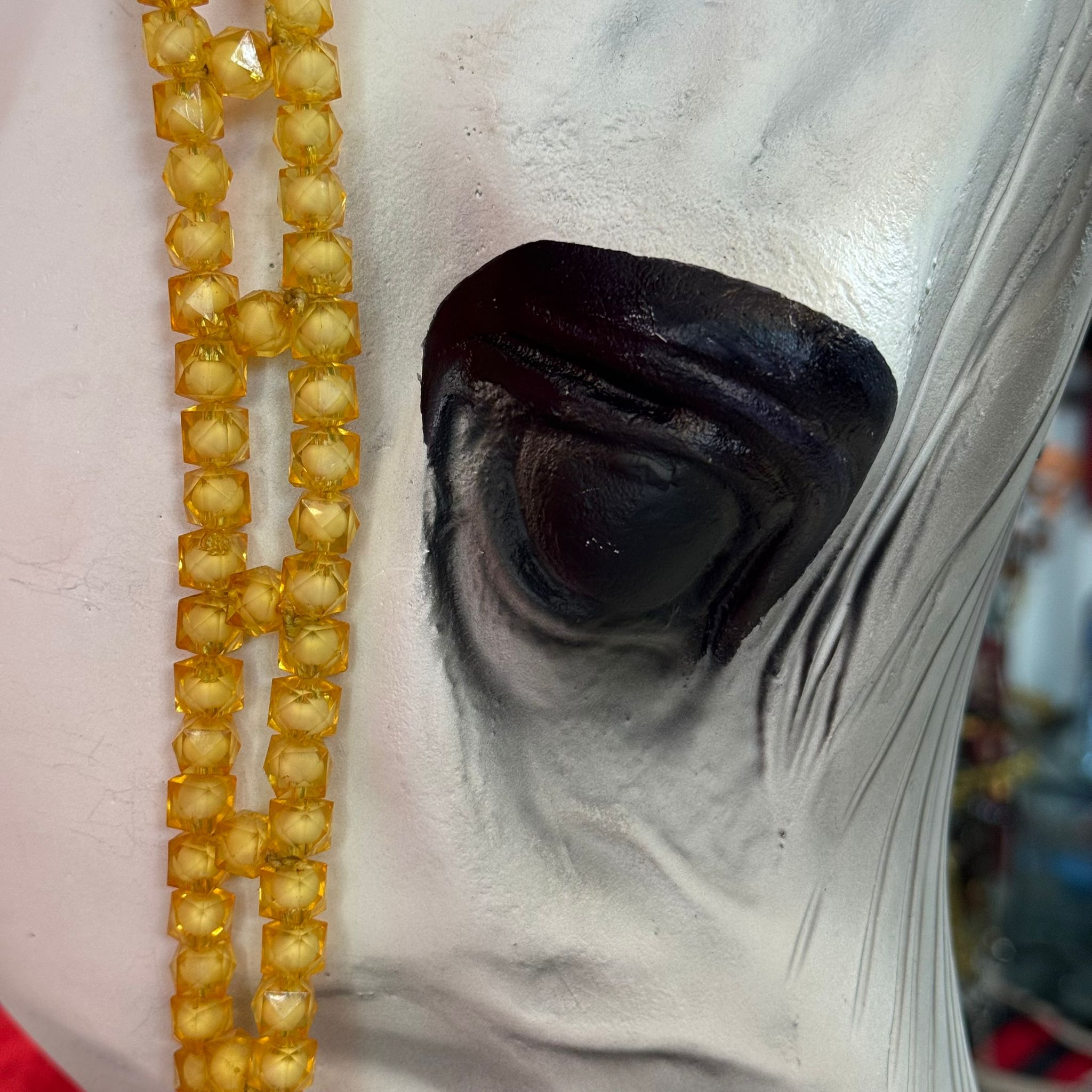 طقم جمال فاخر أصفر (بدون سيالة)