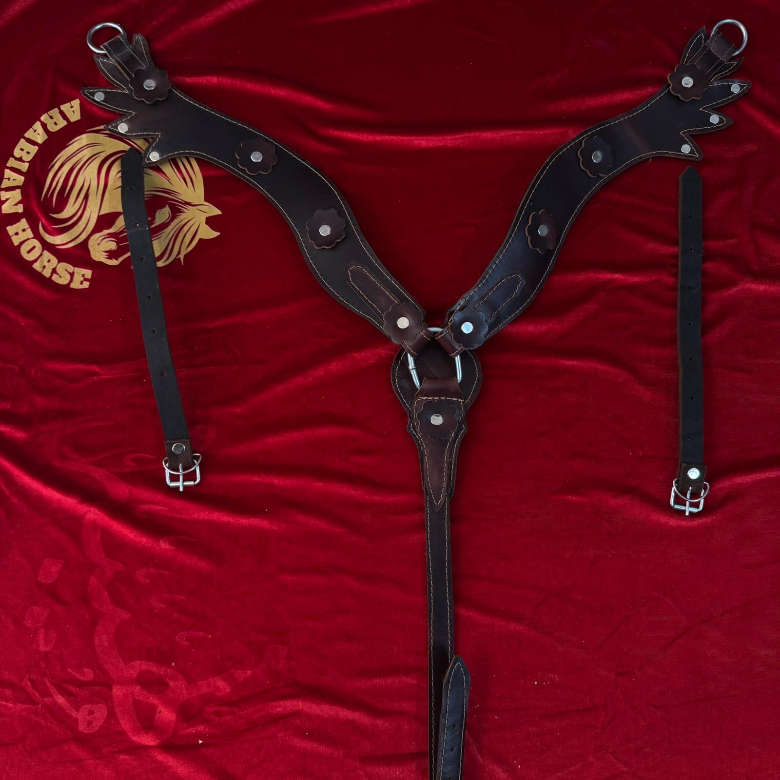 صدرية خيل جلدية