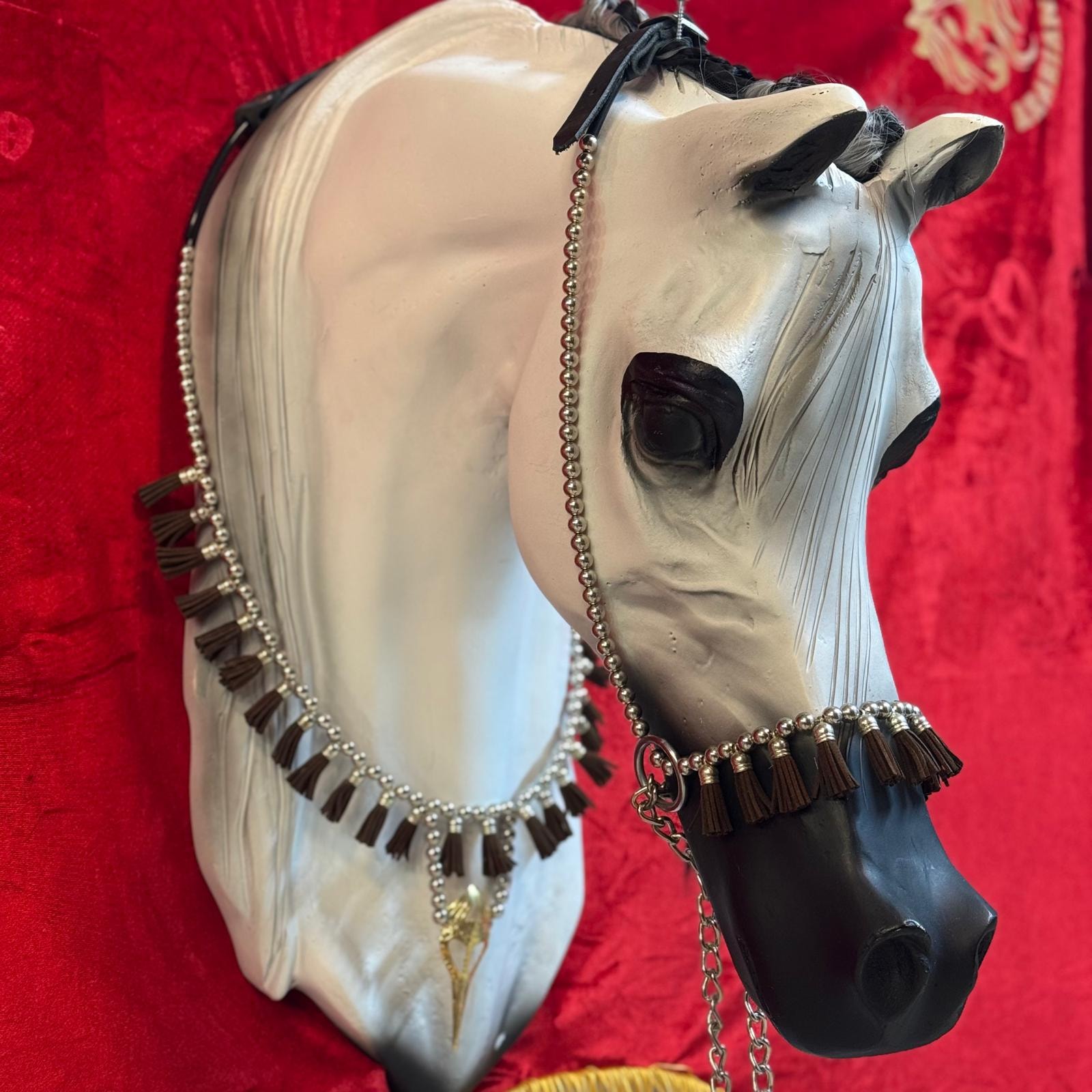 طقم جمال فضي بشناف